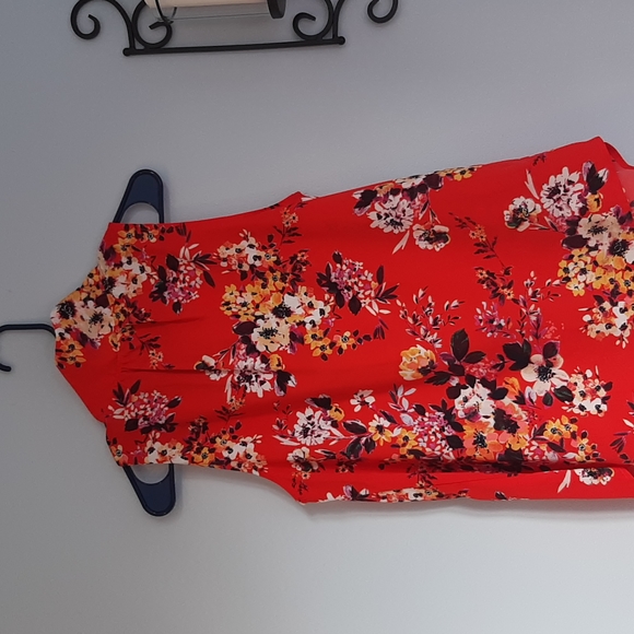 Floral Button Up Bow Tie Shirt - Picture 2 of 4